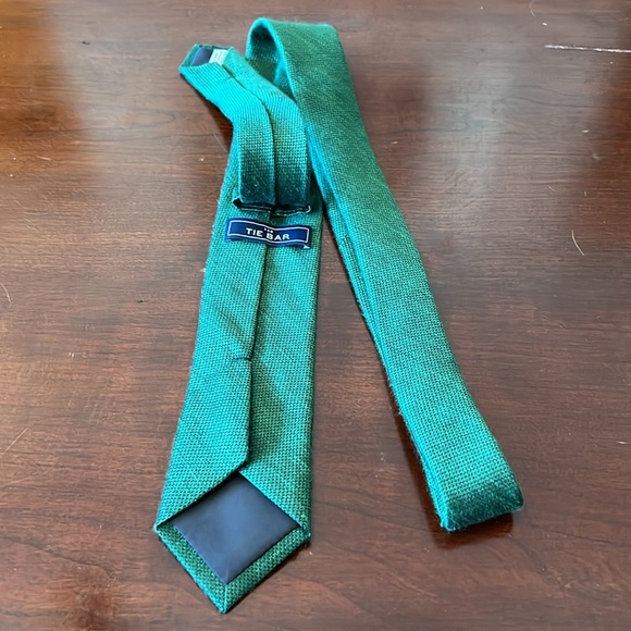 Green Tie by The Tie Bar - Picture 2 of 3